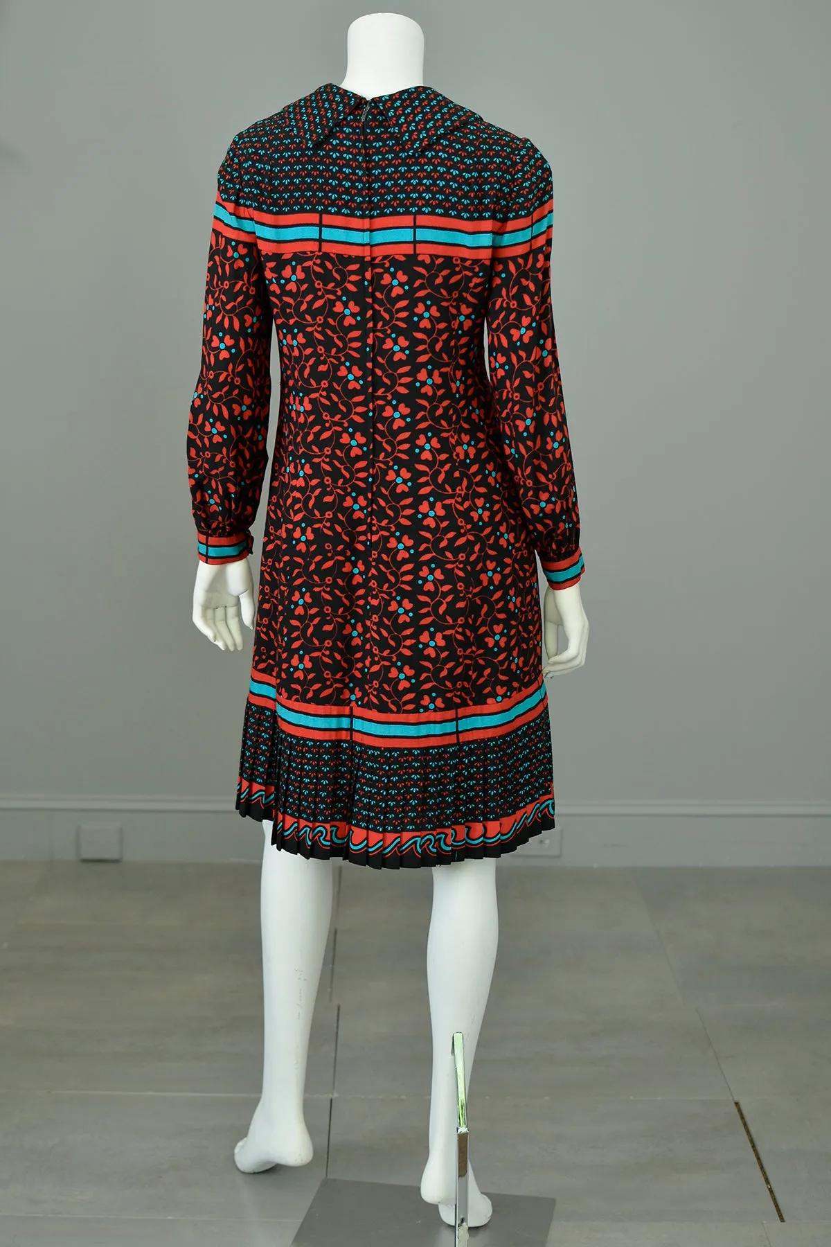 1970s Mixed Print Pleated Dress | Campus Dress | Office Dress