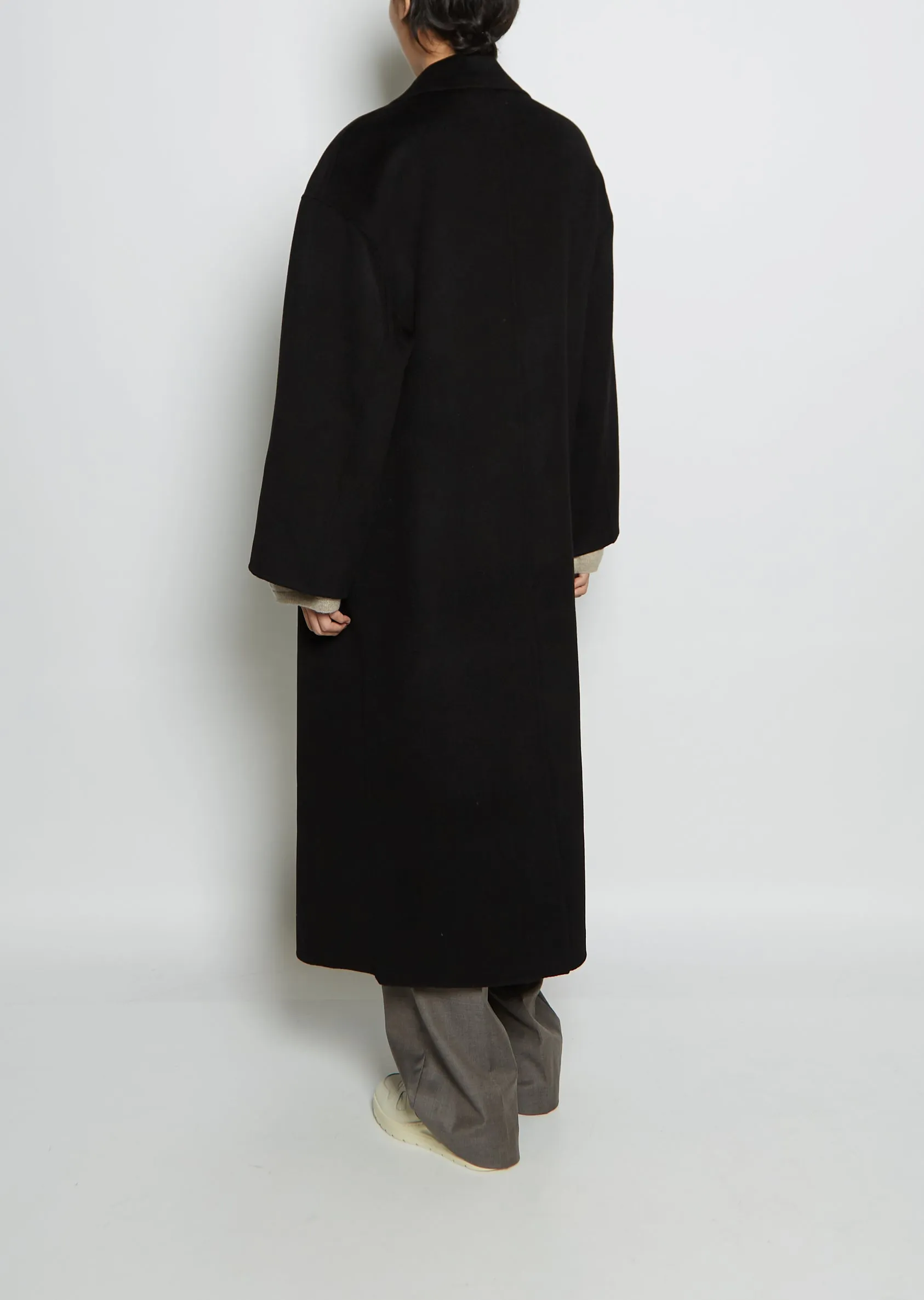 Borneo Wool Cashmere Coat — Black