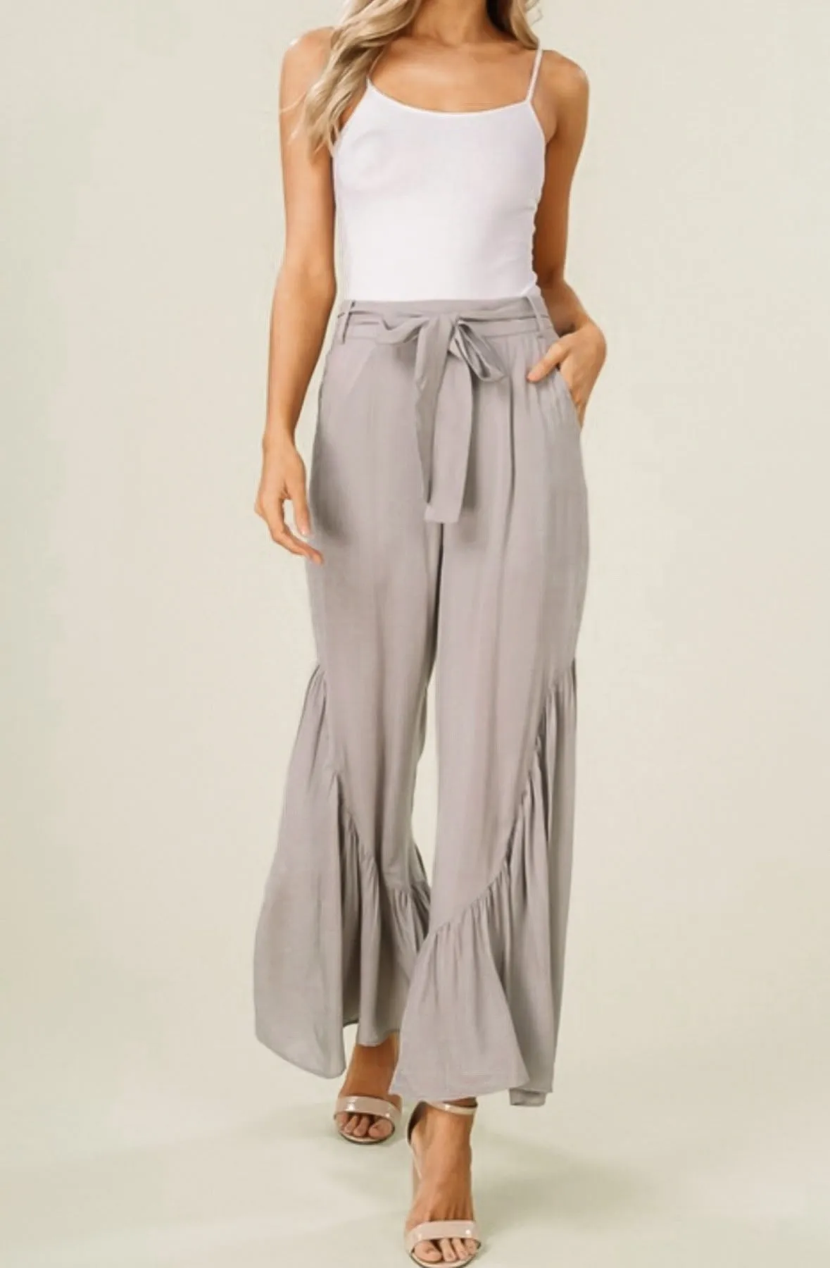 Fiona Flounce Hem Wide Leg Pants: Gray