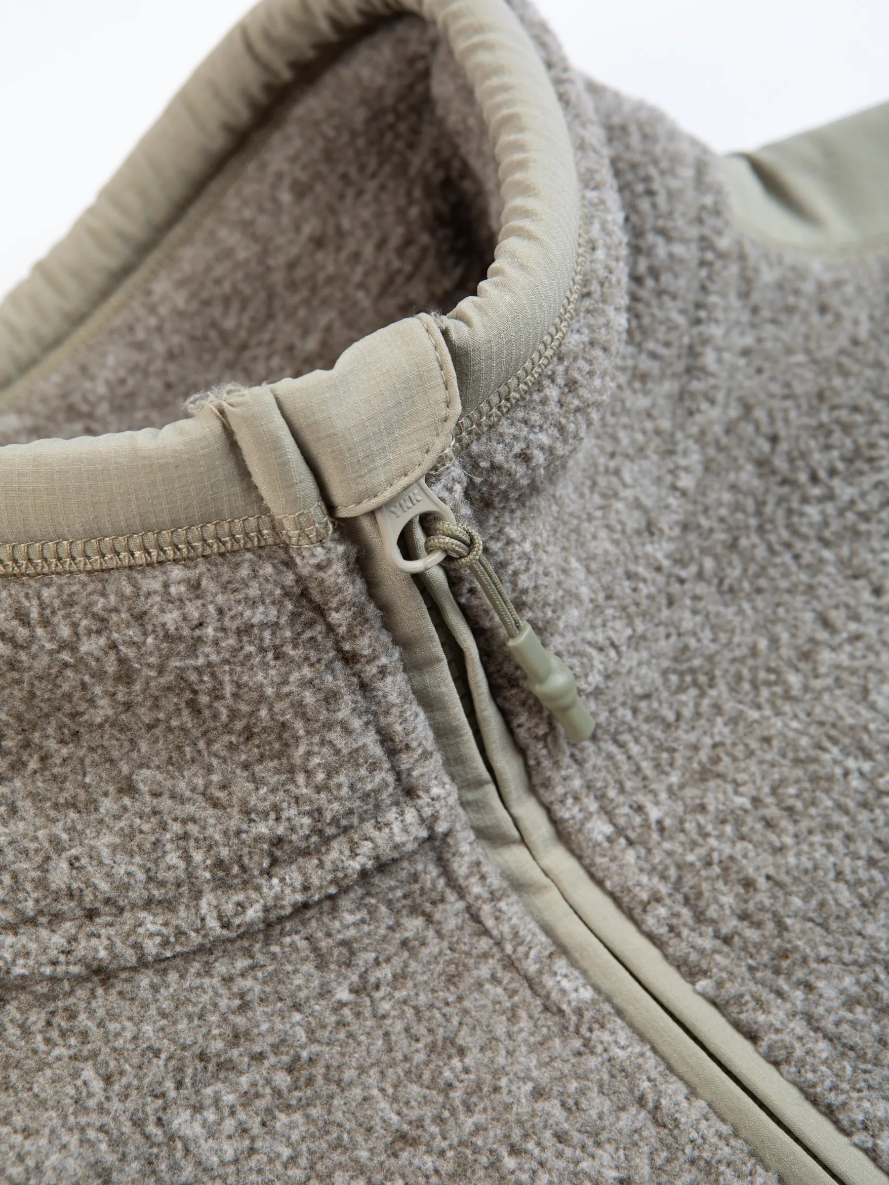 Glenmore Fleece Vest in Recycled Light Olive Marl