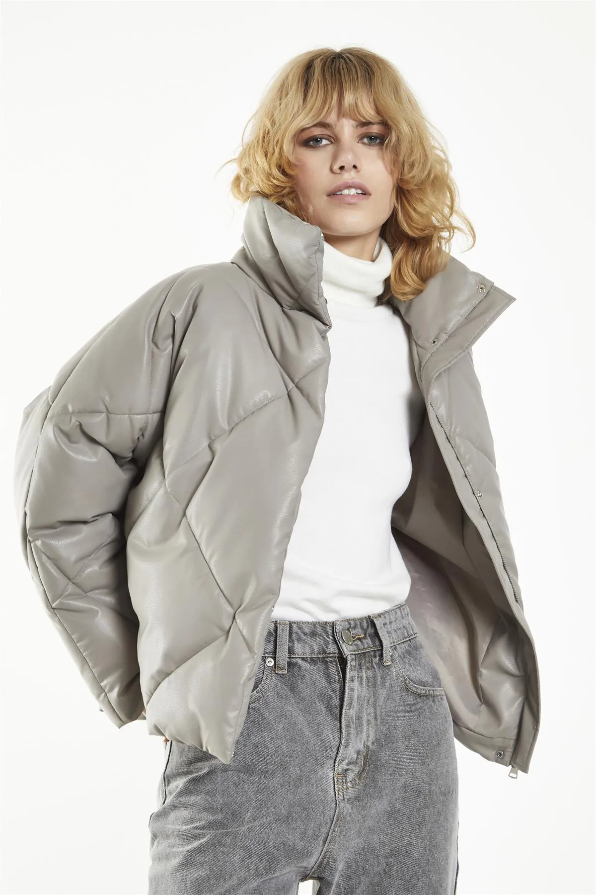 Grey Collared Long-Sleeve Puffer-Jacket