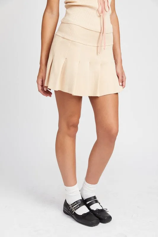 Hot Girl Frenchy Ribbed Pleated Mini Skirt In Cream