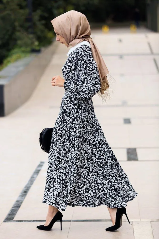 Lubna long sleeve cotton maxi dress in ditsy floral