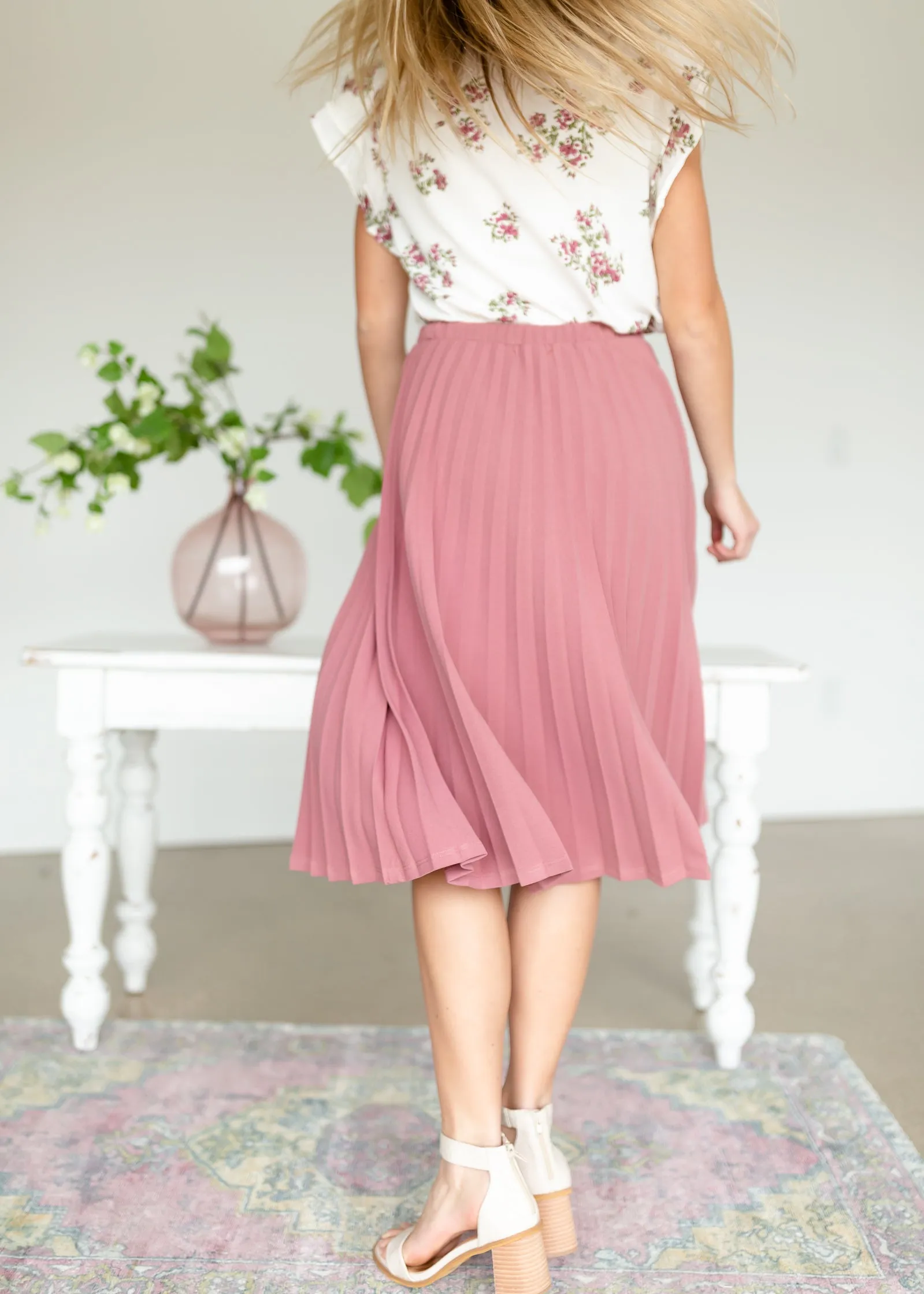 Mauve Pleated Stretch Waist Midi Skirt