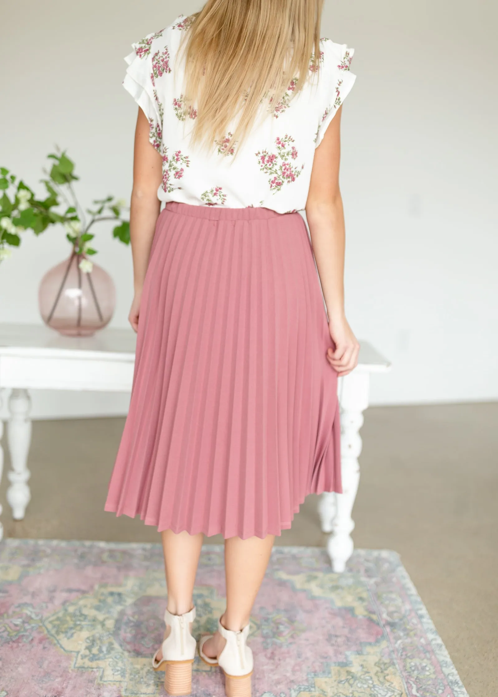 Mauve Pleated Stretch Waist Midi Skirt