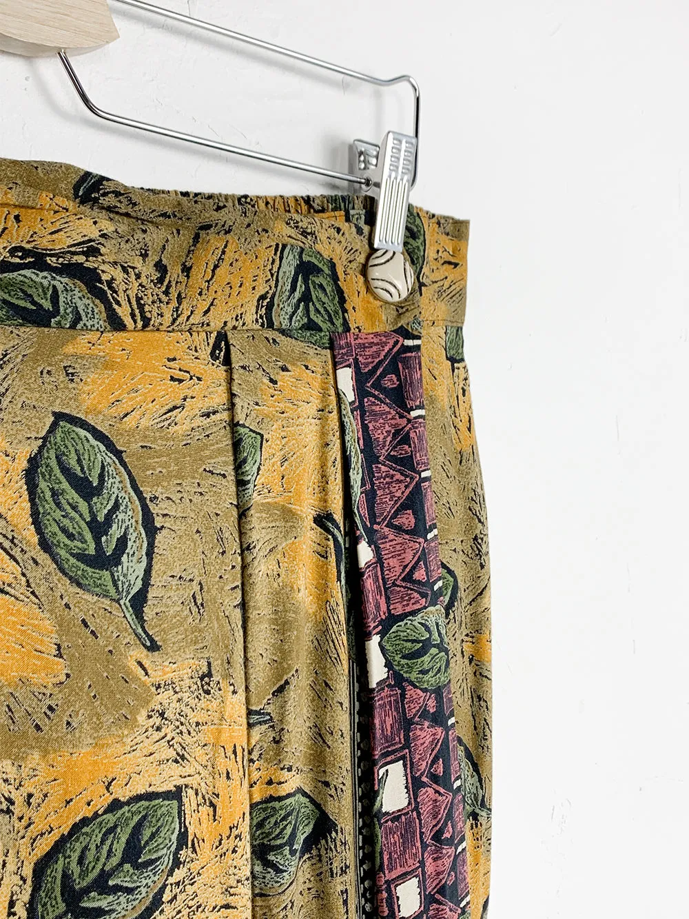 MW 80s Hand Drawn Leaf Print Rayon Midi Skirt