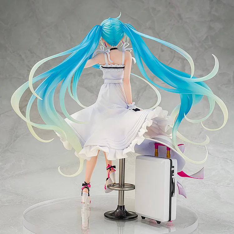 Racing Miku 2021: Vacation Style Ver. 1/7 Scale Figure