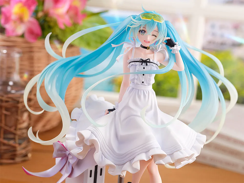 Racing Miku 2021: Vacation Style Ver. 1/7 Scale Figure