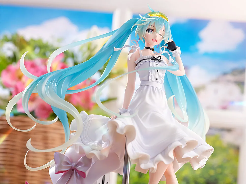 Racing Miku 2021: Vacation Style Ver. 1/7 Scale Figure