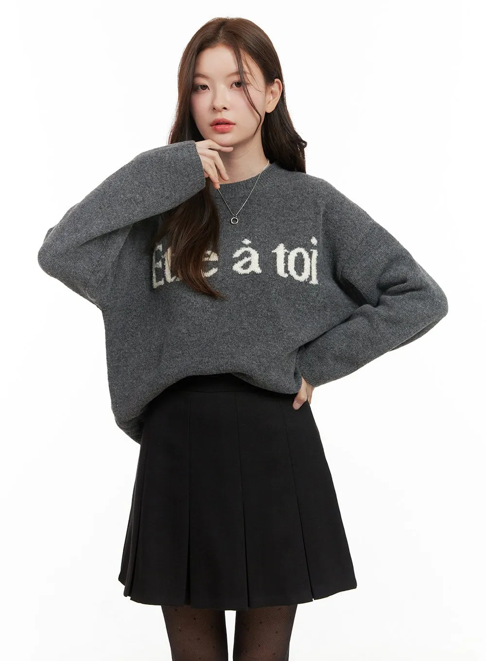 SnugRound Neck Loose Fit Sweater OD403