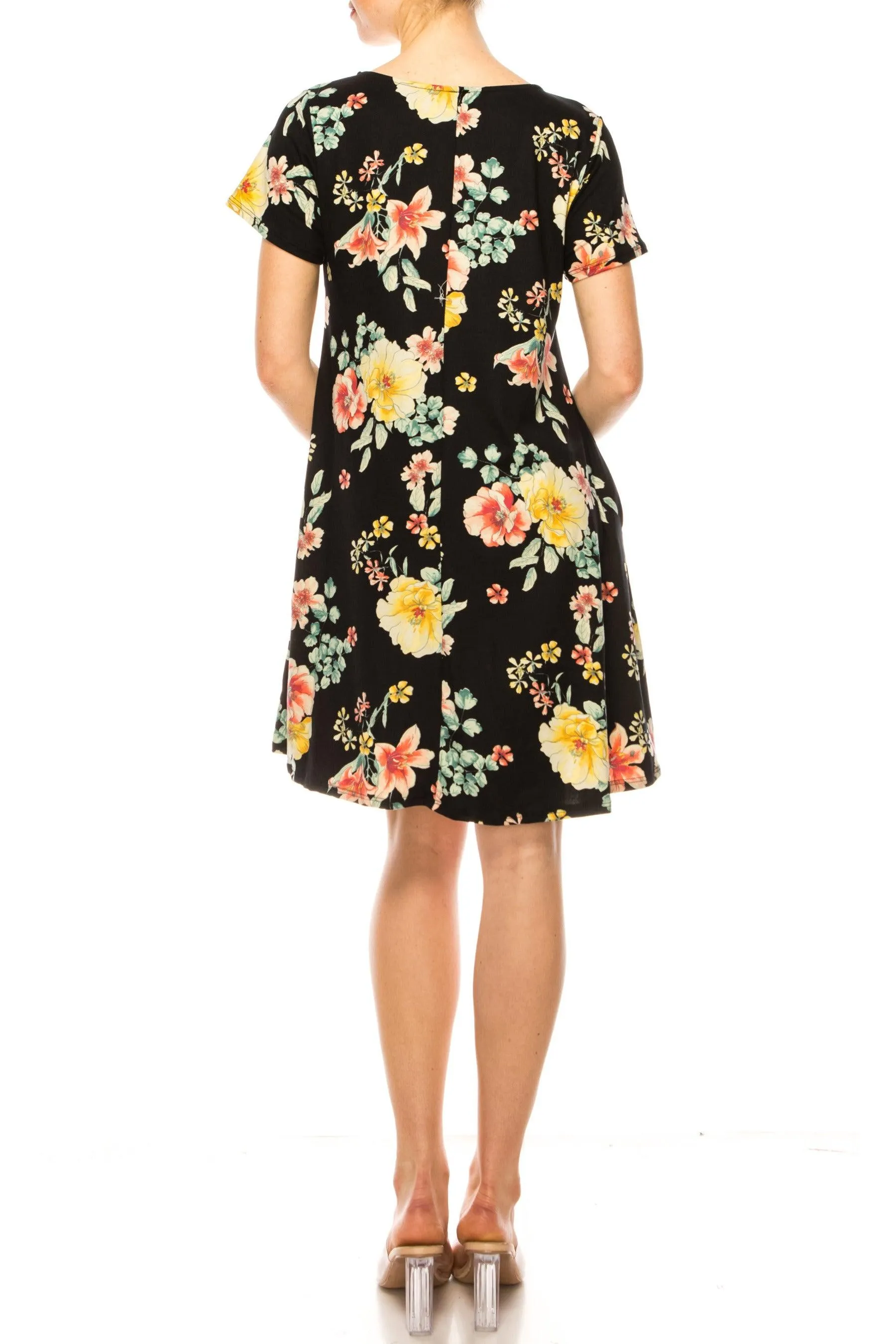 Women's Floral Short Sleeve Dress with Round Neckline and Side Pockets